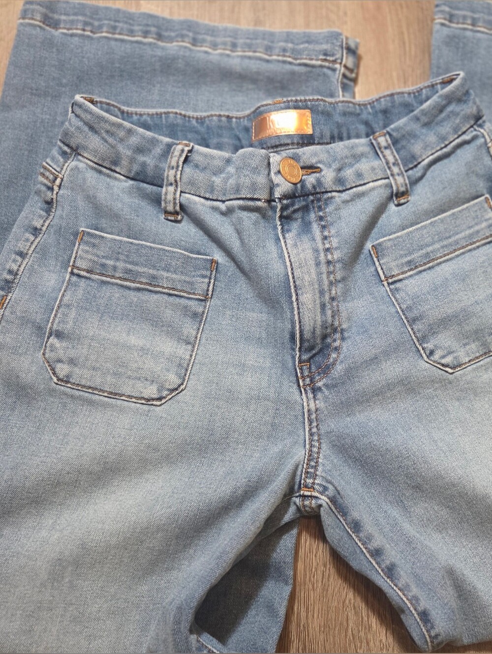 KUT from the Kloth Meg Wide Leg Jeans Size 4 Light Wash Cropped Patch Pocket - Picture 7 of 11